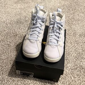 AIR JORDAN 7 RETRO SNEAKERS